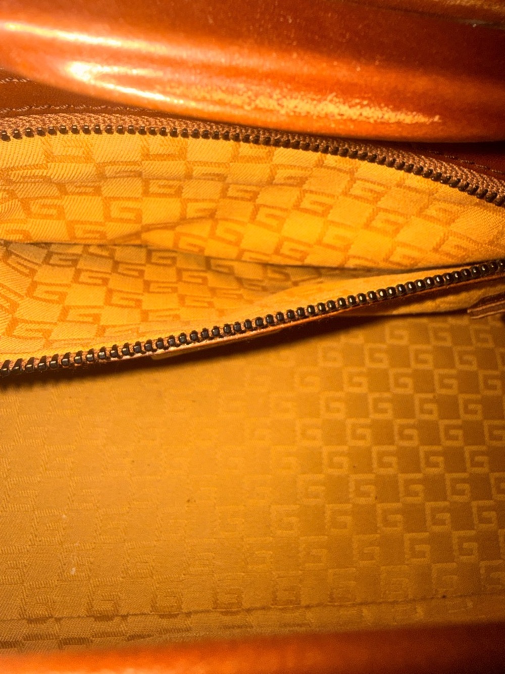 Vintage Gucci Ombre Leather Doctor Bag-Tom Ford Era-Rare!! COA Included👜✨ - Picture 8 of 14